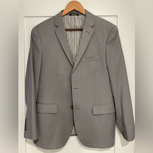 West End Light Gray 3 Piece Suit 38S 32W 28IN